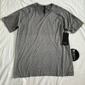 Lululemon Metal Vent Tech Short Sleeve 2.0 SLTE/WHT Light Gray Men's Size XXL